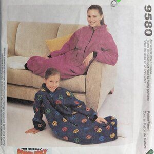 Vintage Couch Cozy Pattern by McCall's 9580